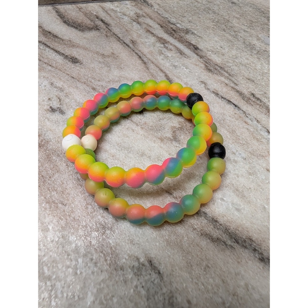 Lokai  Mt Everest/DeadSea Mud Bangle Bracelet Multi Color Rubber Bracelet Medium